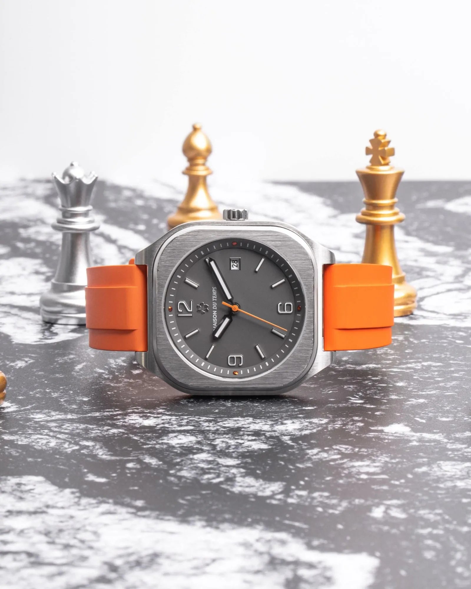 MTIota Gris Caoutchouc Orange