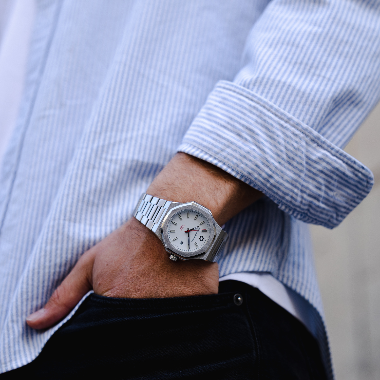 Montre Homme à quarte cadran blanc 42mm