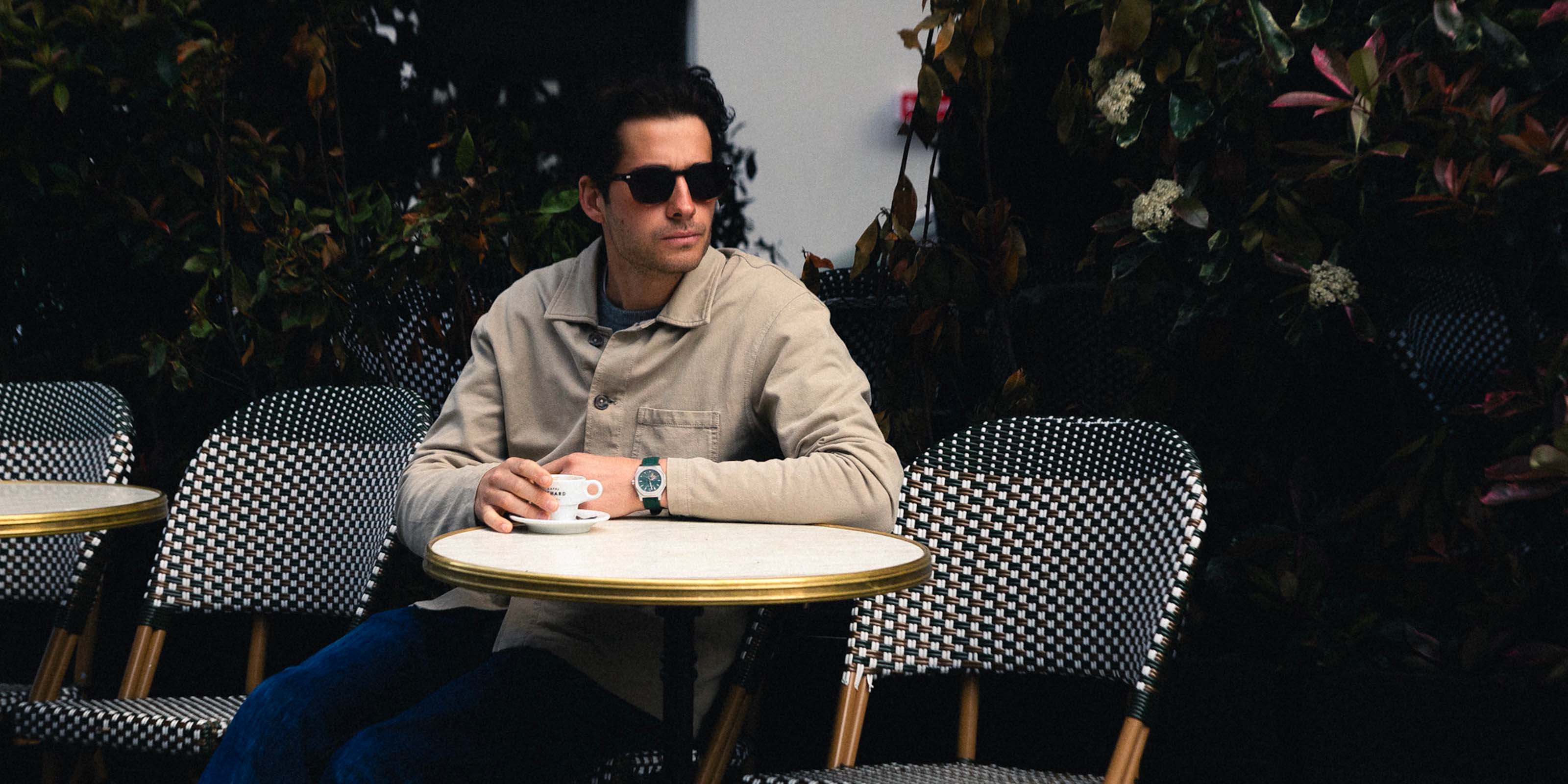 Montre MTDelta Coeur Ouvert Sur Mannequin