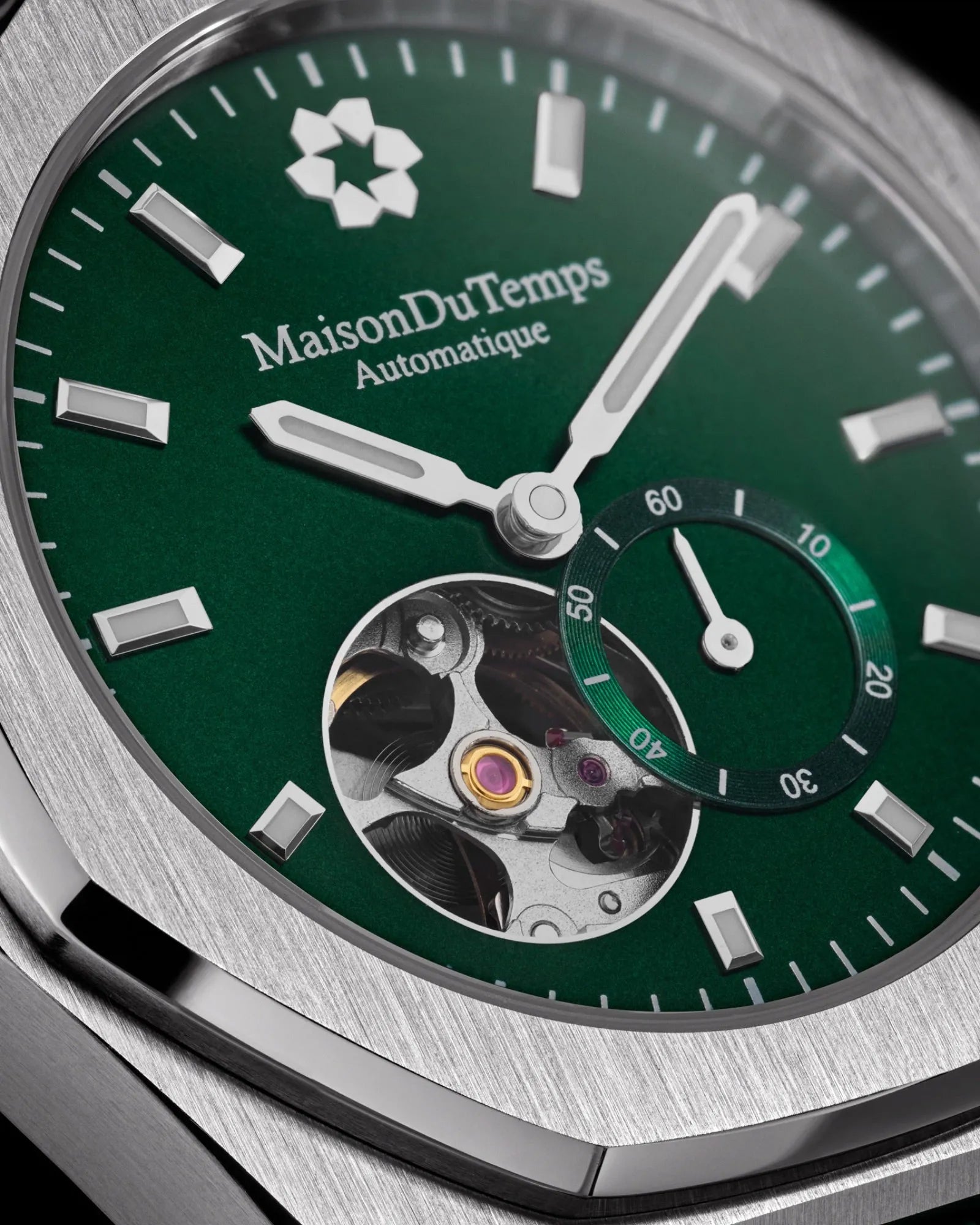 Montre pour homme coeur ouvert cadran vert