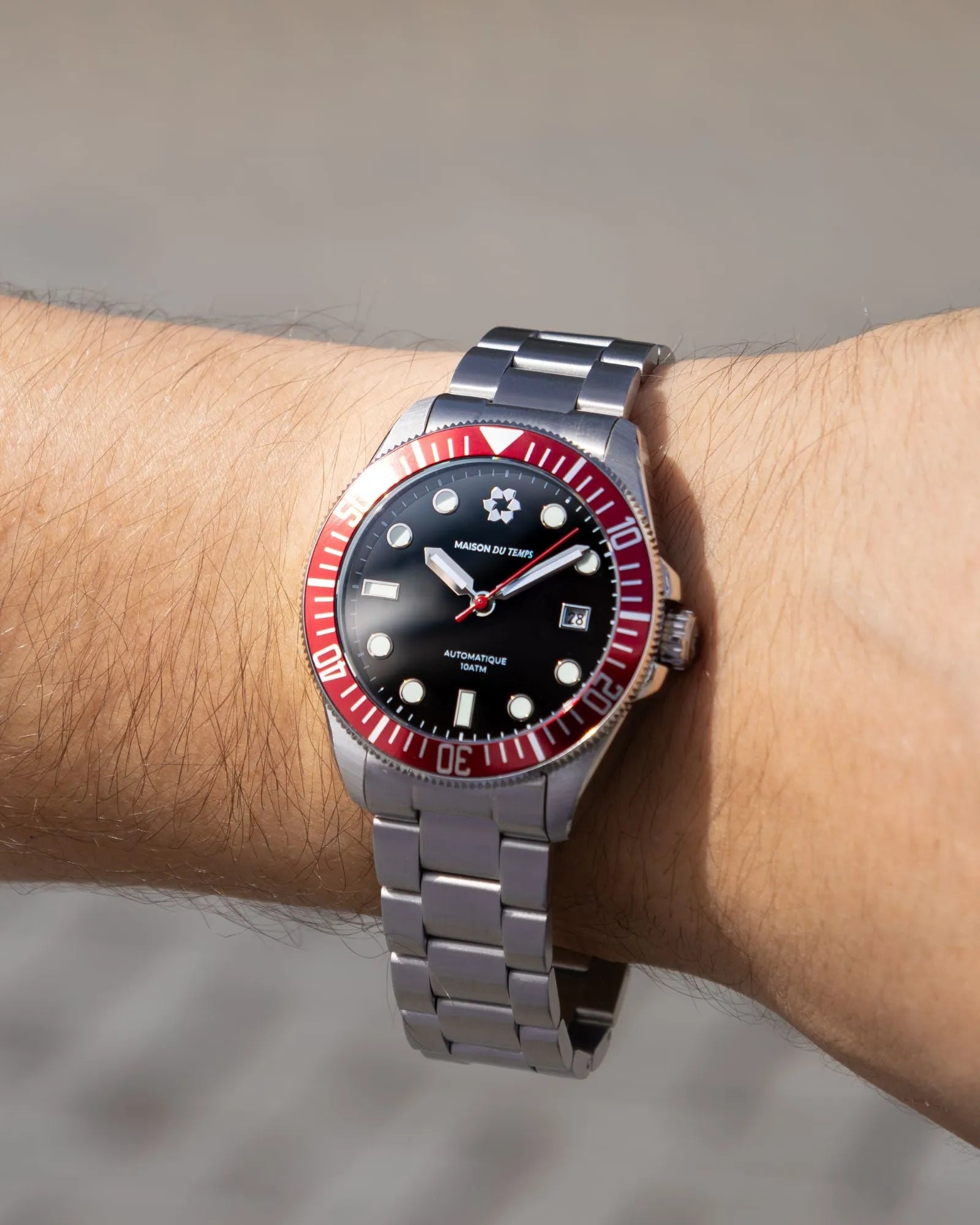 Montre MTSigma Noir 42mm Lunnete tournante Rouge Automatique Miyota - MaisonDuTemps