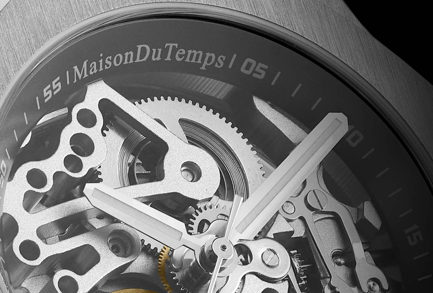 MTBeta de MaisonDuTemps - La montre automatique étanche pour hommes